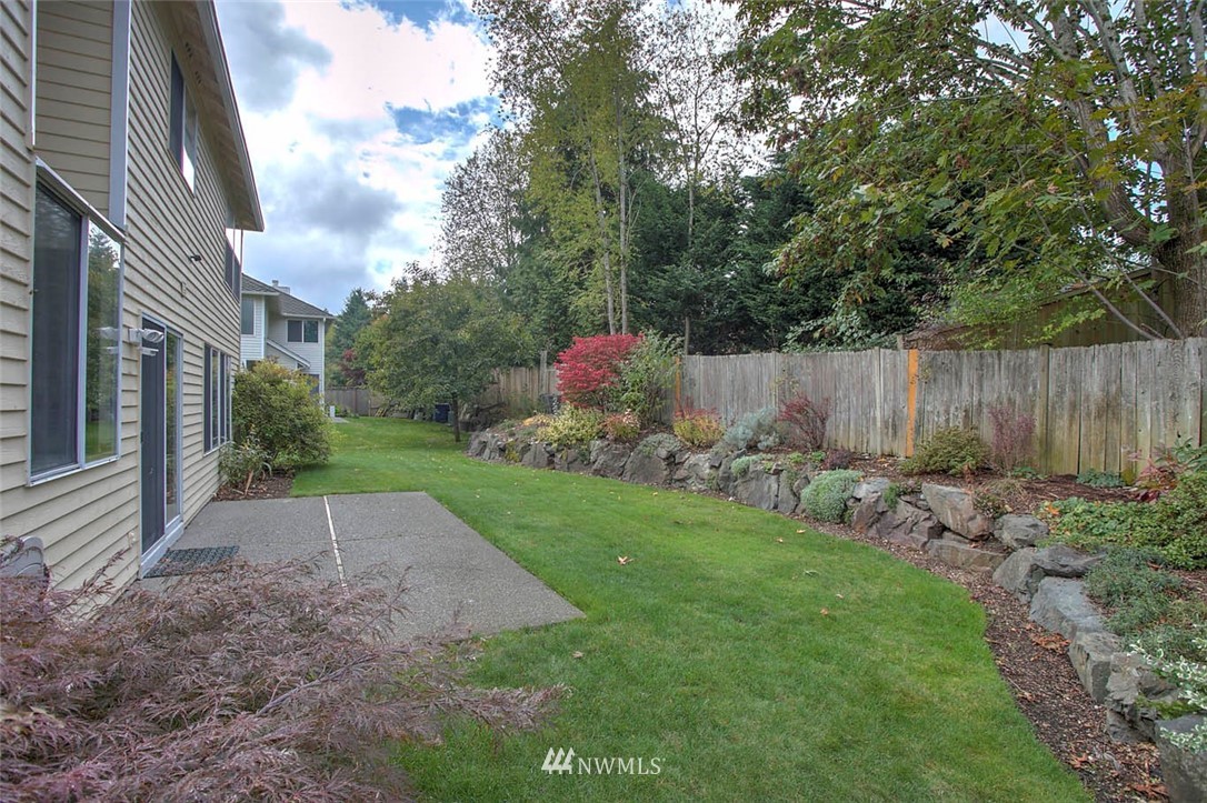 1803 Field Avenue Northeast Renton, WA 98059 - Photo 25 of 25 Gallery Image 25