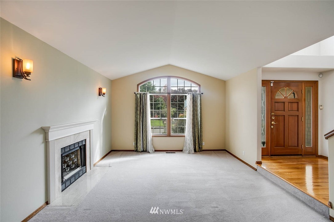 1803 Field Avenue Northeast Renton, WA 98059 - Photo 7 of 25 Gallery Image 7
