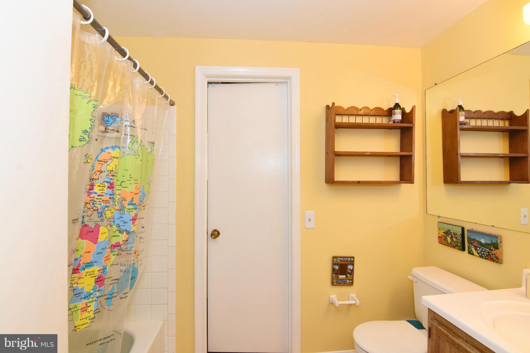 319 Lyric Lane Silver Spring, MD 20901 - Photo 20 of 28 Bath