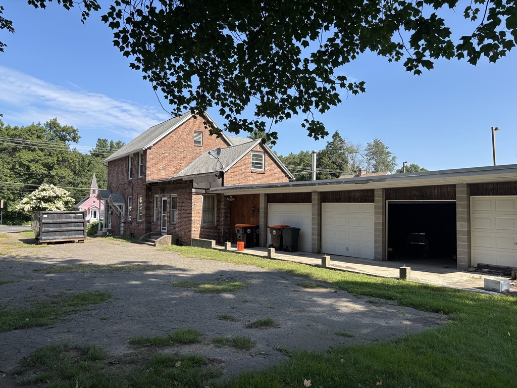 456 Granby Road South Hadley, MA 01075 - Photo 7 of 25 Gallery Image 7