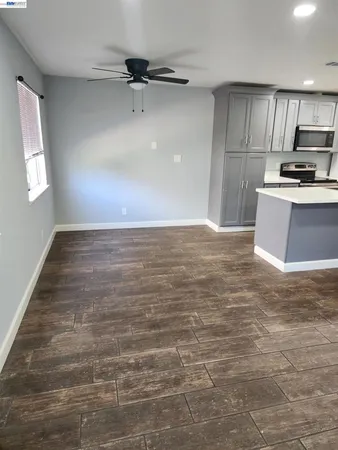 $1,300 | 4985 North Holt Avenue, Fresno, CA 93705