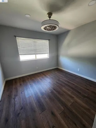 $1,300 | 4985 North Holt Avenue, Fresno, CA 93705