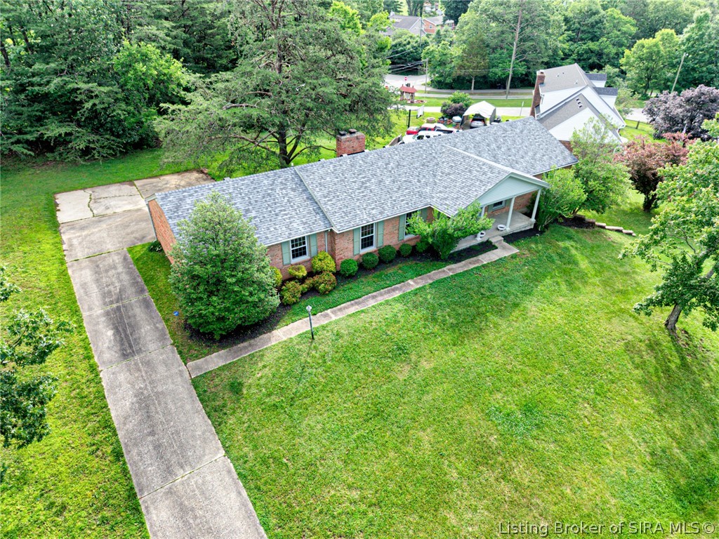 14 Trimingham Road New Albany, IN 47150 - Photo 3 of 60