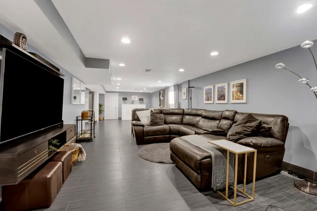 $650,000 | 8612 Lawndale Avenue, Skokie, IL 60076