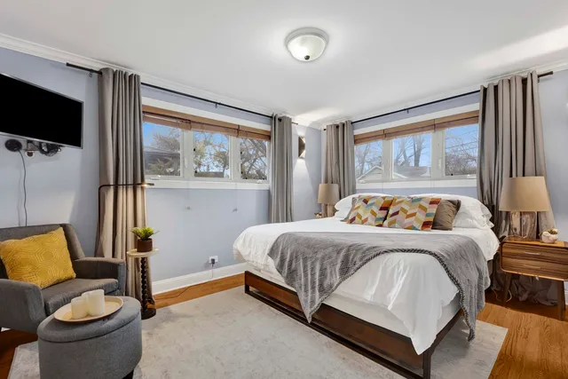 $650,000 | 8612 Lawndale Avenue, Skokie, IL 60076