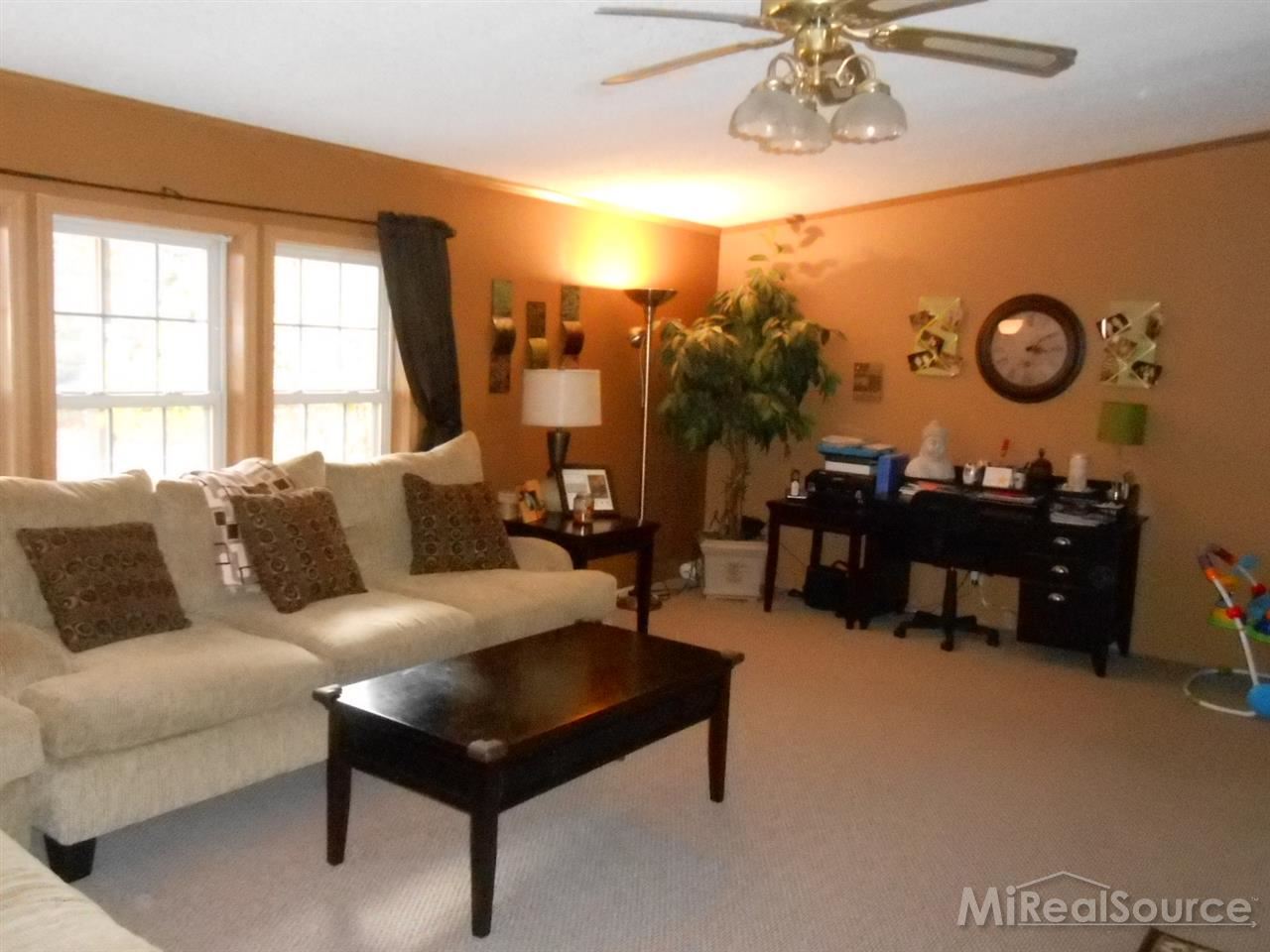 6650 Holland Road Algonac, MI 48001 - Photo 5 of 11 31219469-4.JPG