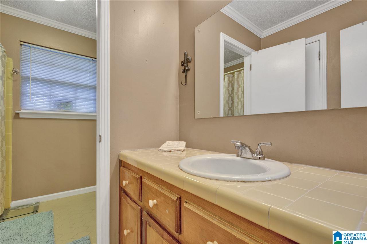 1324 Navajo Trail Alabaster, AL 35007 - Photo 12 of 21