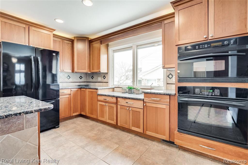 3473 Summit Ridge Drive Rochester Hills, MI 48306 - Photo 51 of 56