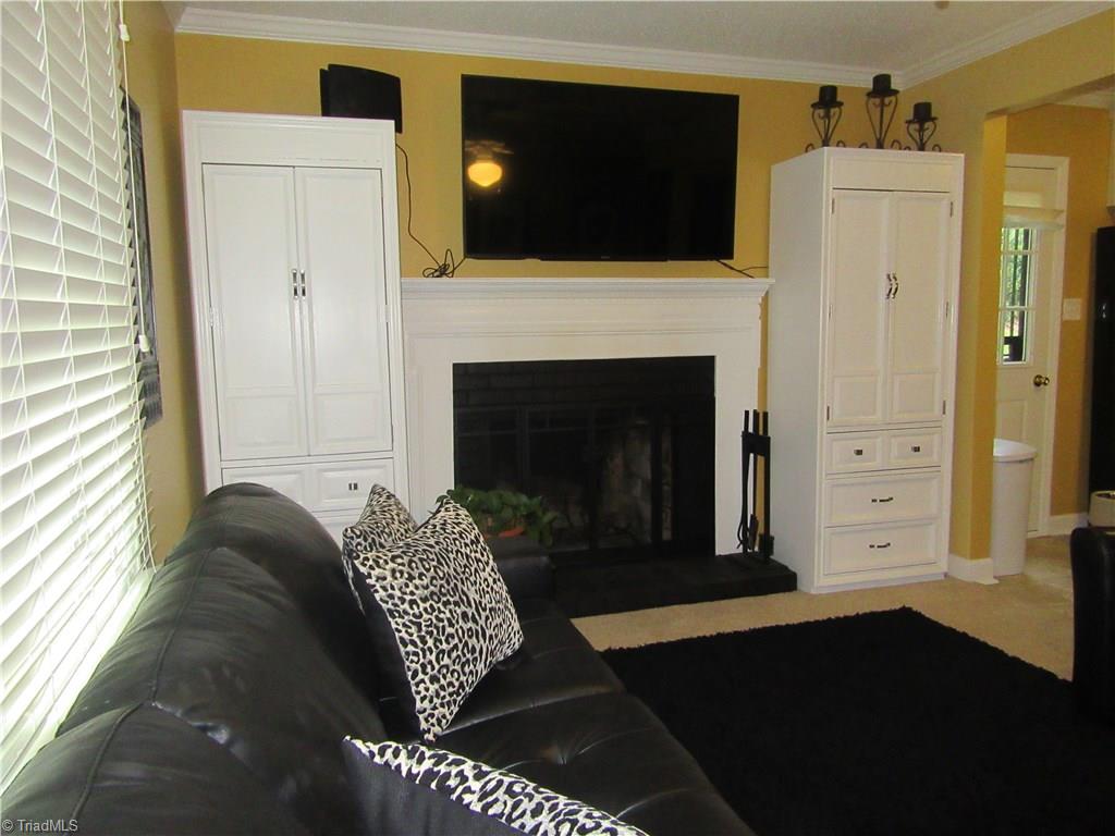 1380 Pebblebrook Road Winston-Salem, NC 27105 - Photo 8 of 30 Gallery Image 8