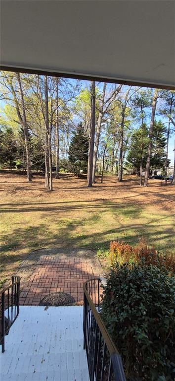 605 Dalrymple Road Atlanta, GA 30328 - Photo 4 of 21