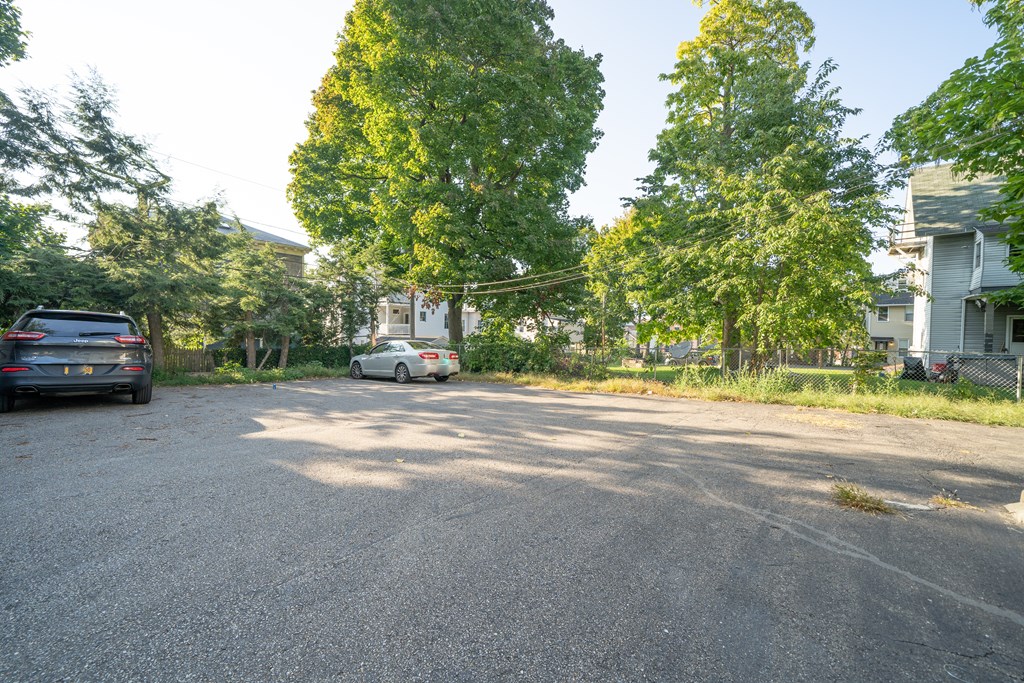 28 Richards Street Worcester, MA 01603 - Photo 13 of 13