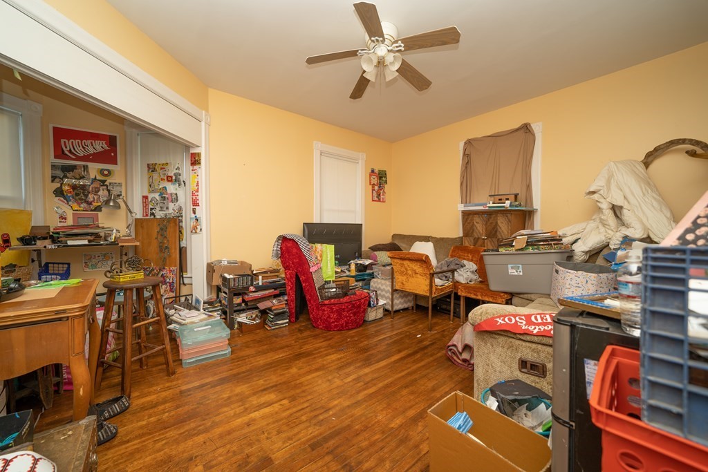 28 Richards Street Worcester, MA 01603 - Photo 4 of 13