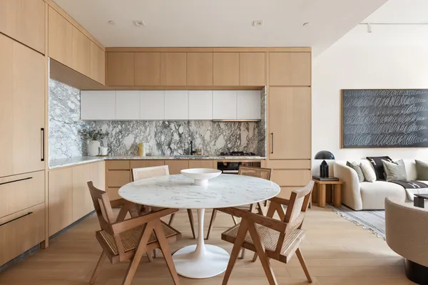 $1,595,000 | 517 West 29th Street, Unit 5E | Chelsea
