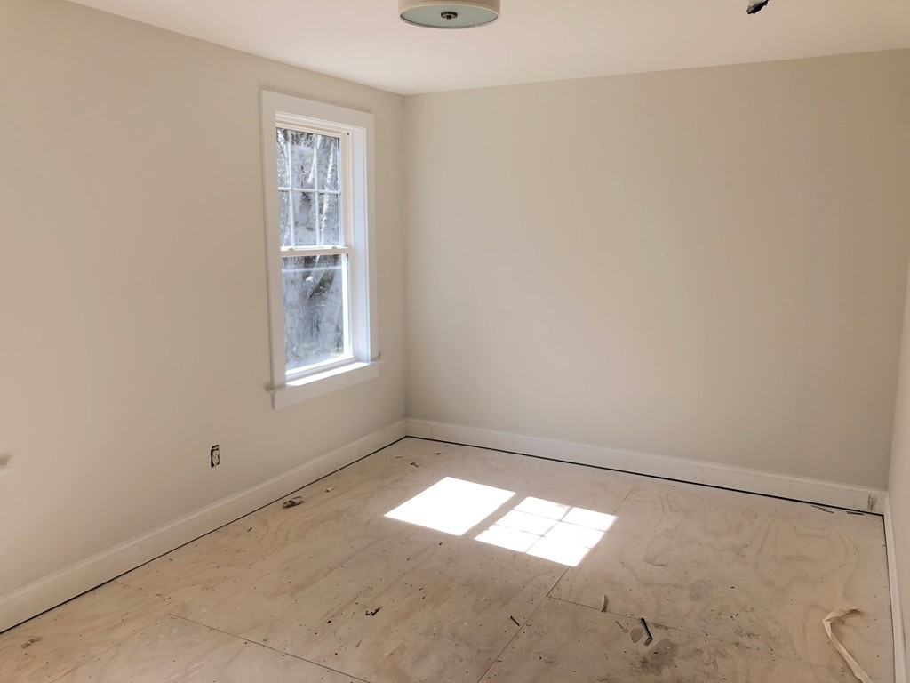 92 Converse Road Marion, MA 02738 - Photo 4 of 6
