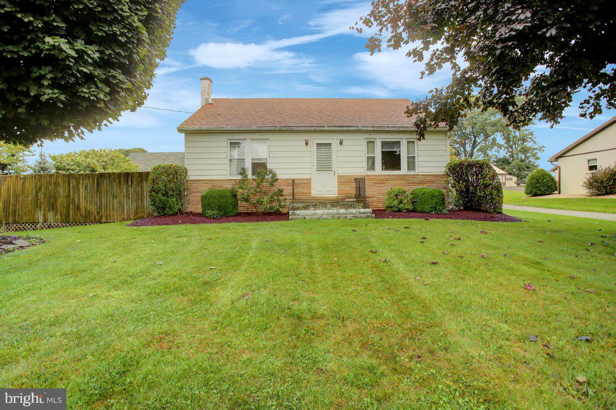 1487 Roxbury Road Shippensburg, PA 17257 - Photo 3 of 38 Gallery Image 3