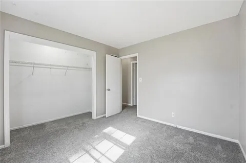 $425,000 | 8616-18 West 78th Terrace, Overland Park, KS 66204