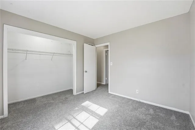 $425,000 | 8616-18 West 78th Terrace, Overland Park, KS 66204