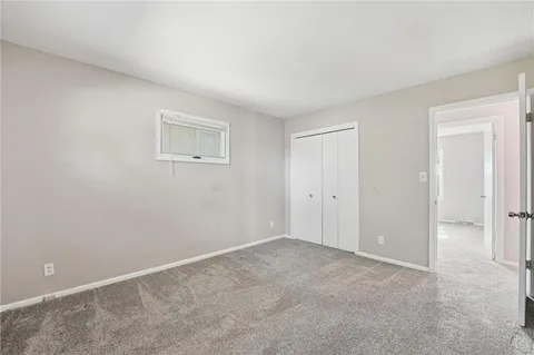 $425,000 | 8616-18 West 78th Terrace, Overland Park, KS 66204