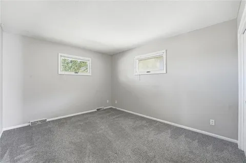 $425,000 | 8616-18 West 78th Terrace, Overland Park, KS 66204