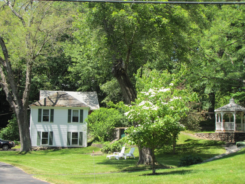1827 Providence Road Northbridge, MA 01534 - Photo 2 of 10 Gallery Image 2