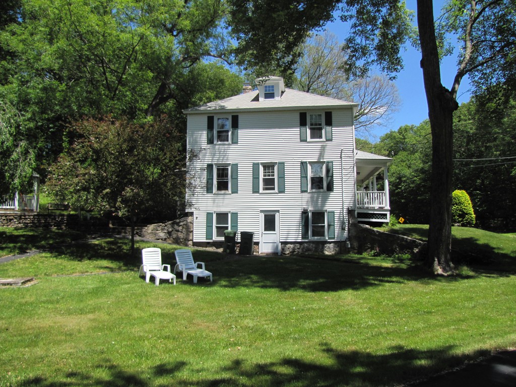 1827 Providence Road Northbridge, MA 01534 - Photo 4 of 10 Gallery Image 4