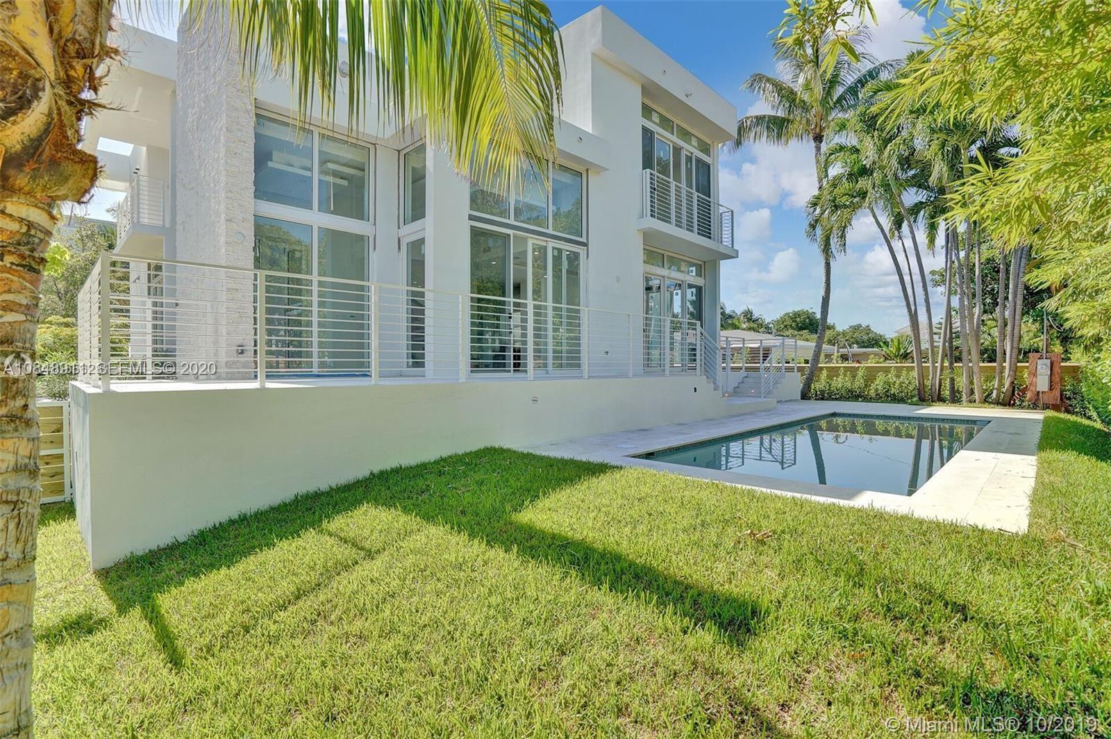 610 Ridgewood Road Key Biscayne, FL 33149 - Photo 33 of 34 Gallery Image 33