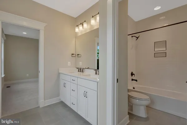 $1,662,285 | 16020 Keymer Hl Court, Hamilton, VA 20158