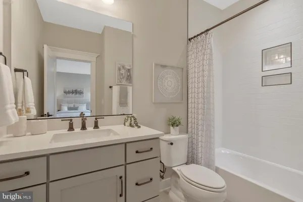 $1,662,285 | 16020 Keymer Hl Court, Hamilton, VA 20158