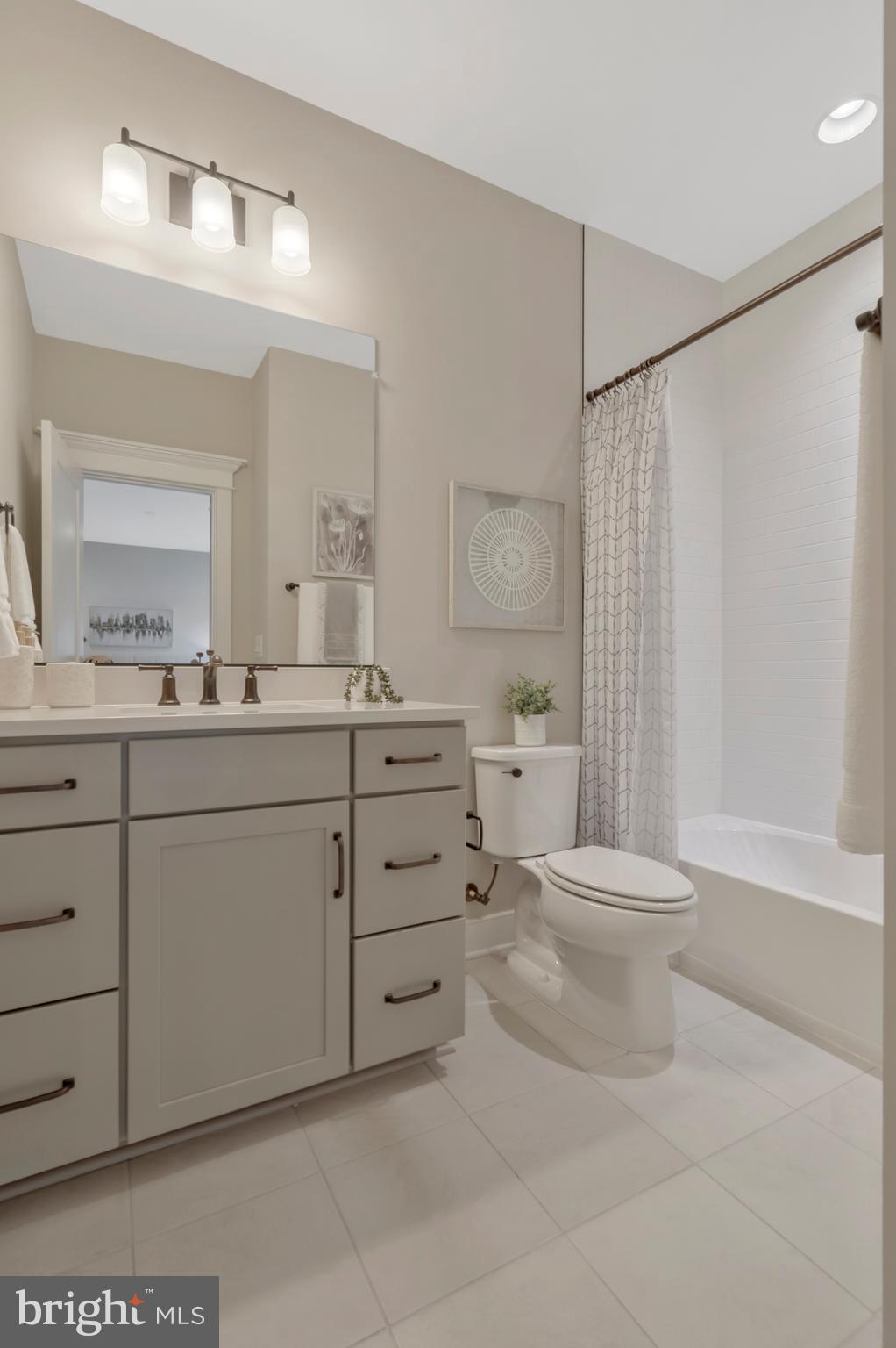 16020 Keymer Hl Court Hamilton, VA 20158 - Photo 61 of 69 a bathroom with a toilet a sink a mirror a shower and vanity