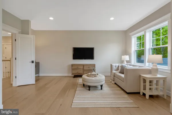 $1,662,285 | 16020 Keymer Hl Court, Hamilton, VA 20158