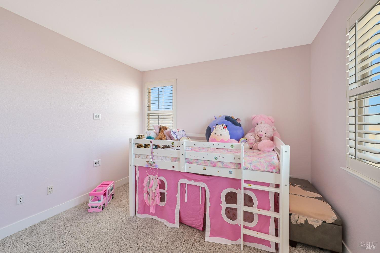 46 Audubon Way Novato, CA 94949 - Photo 23 of 31 a bedroom with a bed and a dresser