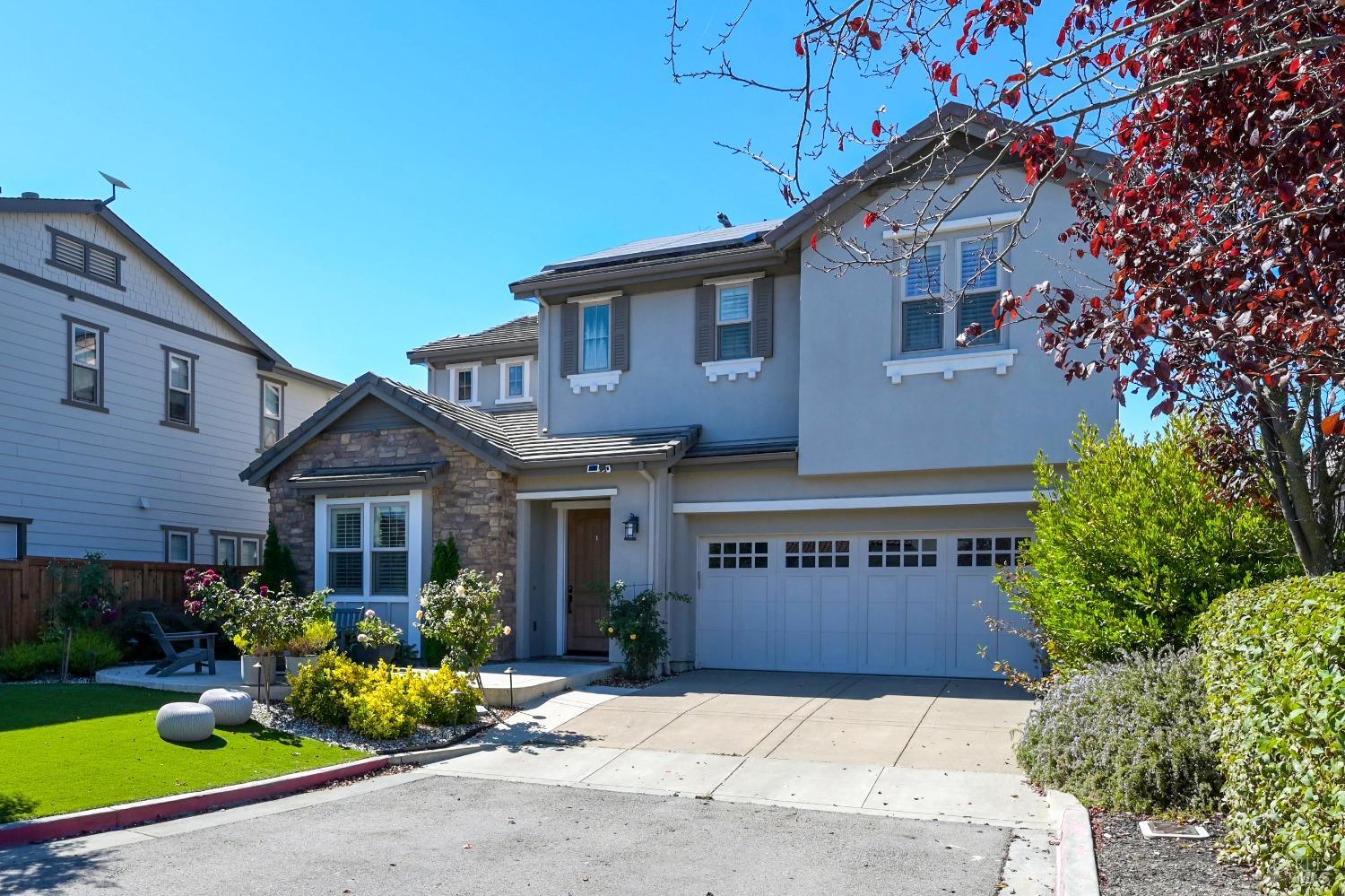 46 Audubon Way Novato, CA 94949 - Photo 31 of 31 a front view of a house with a yard