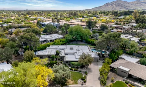 $2,750,000 | 9829 North 49th Place, Paradise Valley, AZ 85253