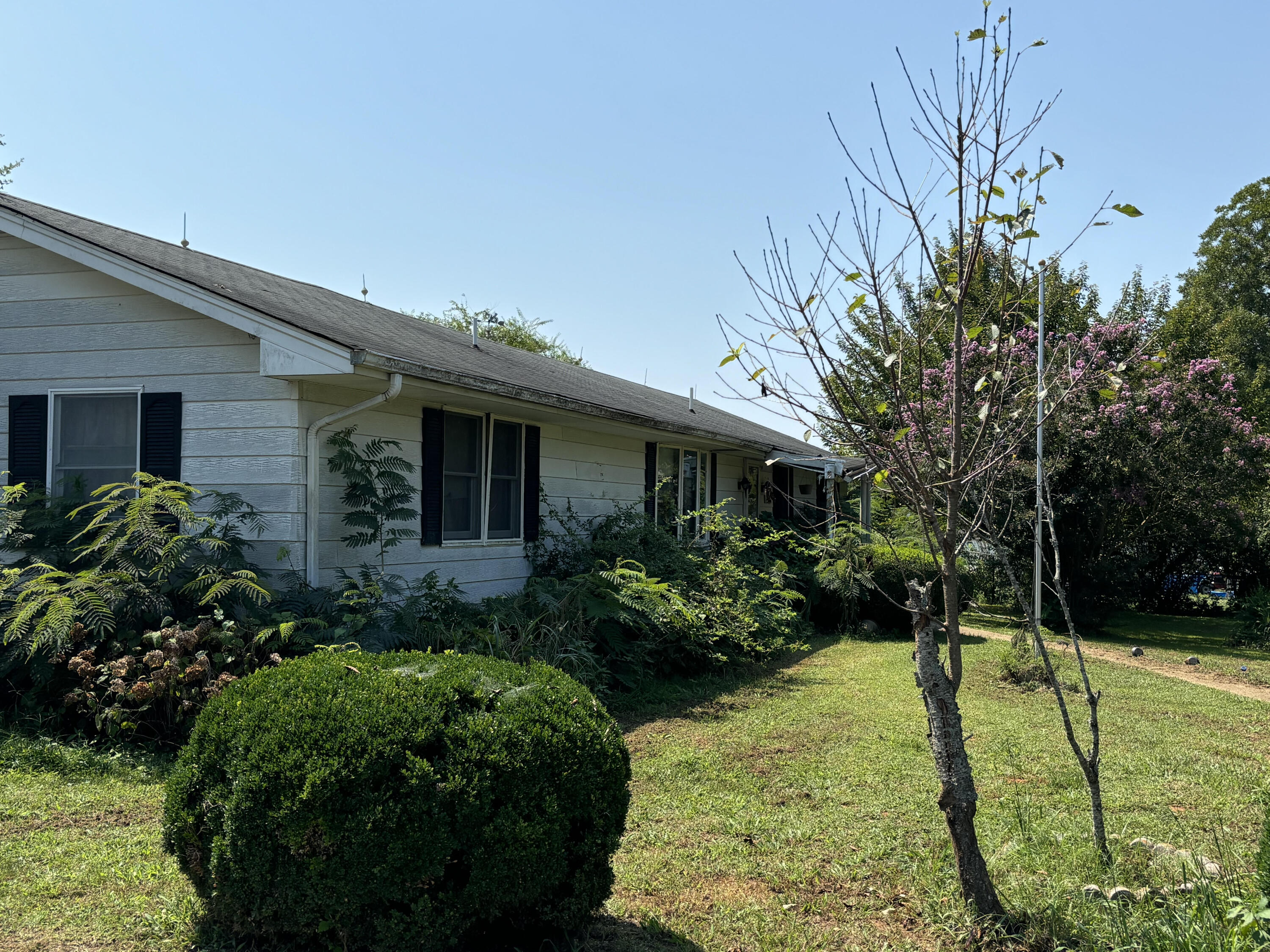 2011 Shingle Block Road Bedford, VA 24523 - Photo 2 of 8 shingle block 2