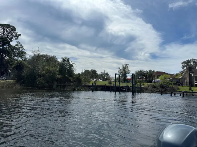 $1,400,000 | Lot 17 Yacht Club Drive, Fort Walton Beach, FL 32548