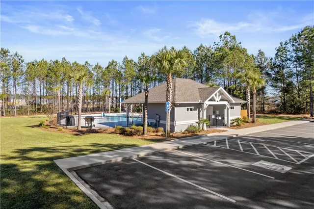 $2,700 | 85 Allie Loop, Brunswick, GA 31525