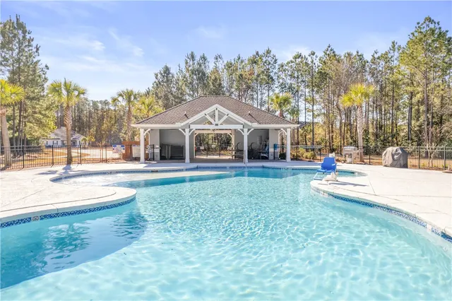 $2,700 | 85 Allie Loop, Brunswick, GA 31525