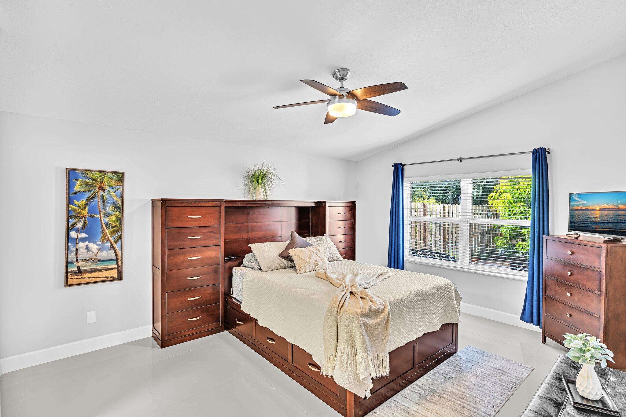 22687 Royal Crown Terrace East Boca Raton, FL 33433 - Photo 23 of 70 Primary Suite