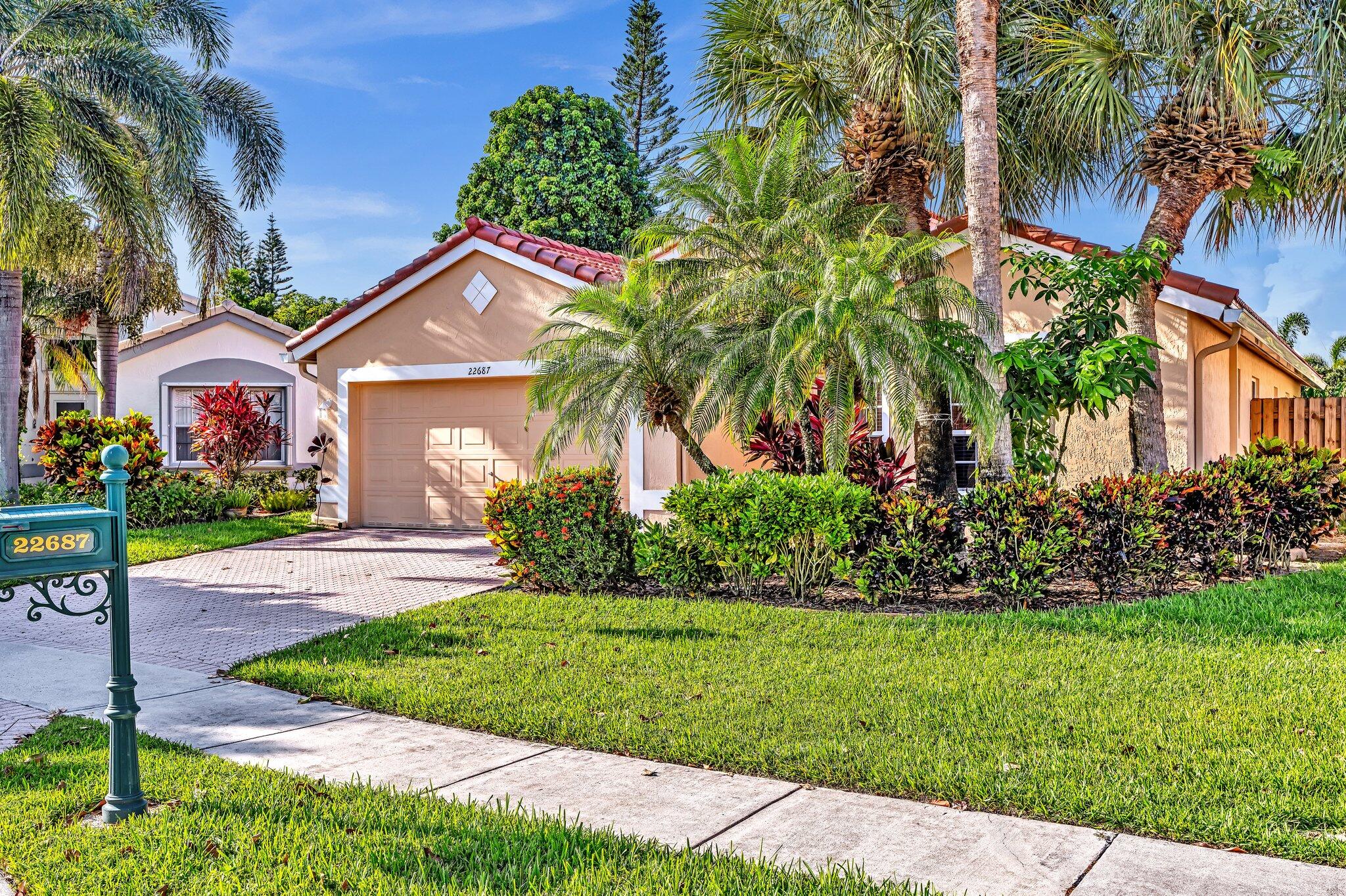 22687 Royal Crown Terrace East Boca Raton, FL 33433 - Photo 3 of 70 3 bed 2 bath 2 Car Garage