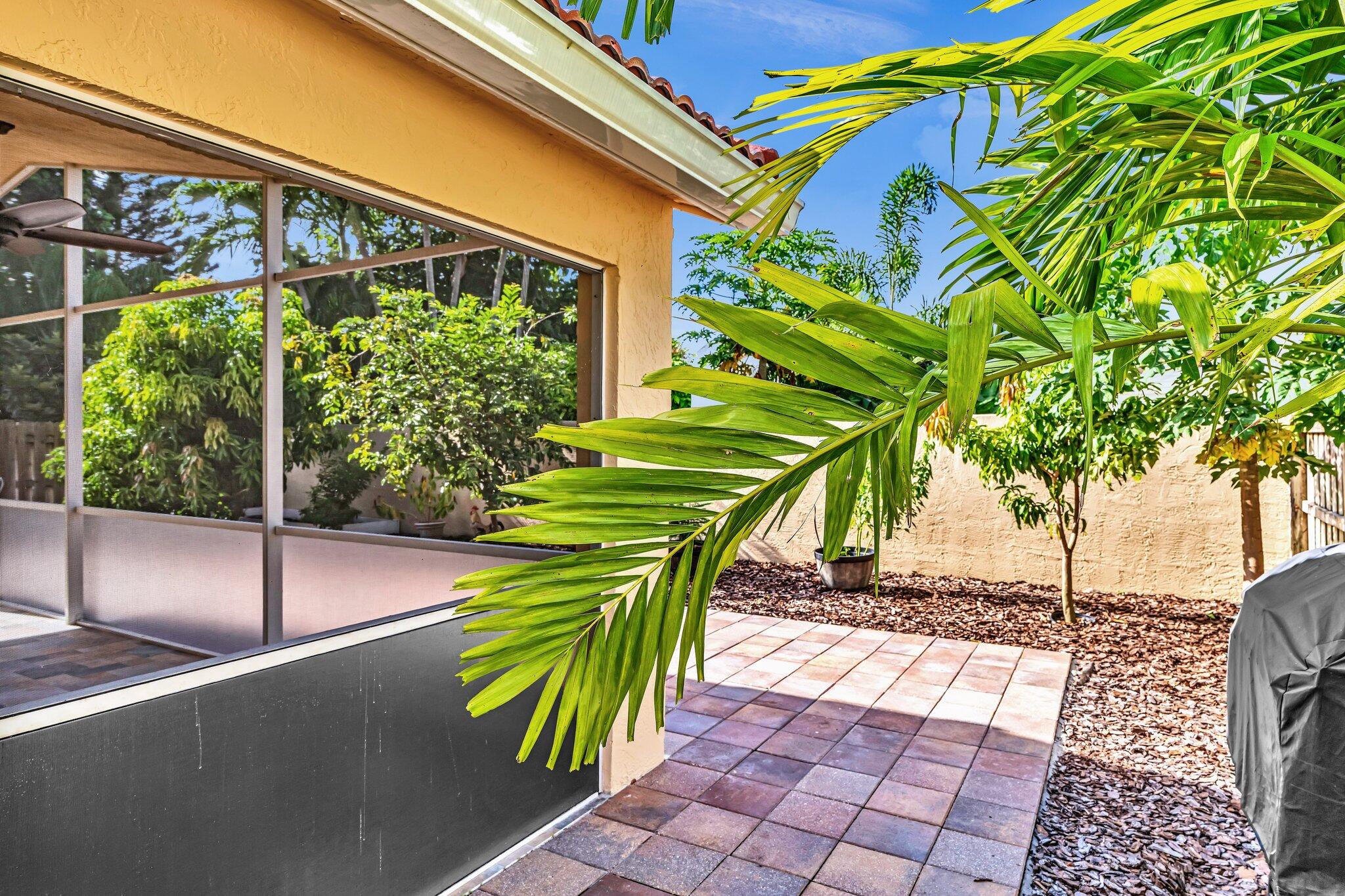 22687 Royal Crown Terrace East Boca Raton, FL 33433 - Photo 45 of 70 Grilling Area