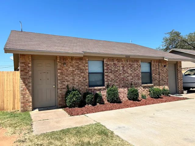 $675 | 4606 Erskine Street, Unit B, Lubbock, TX 79416
