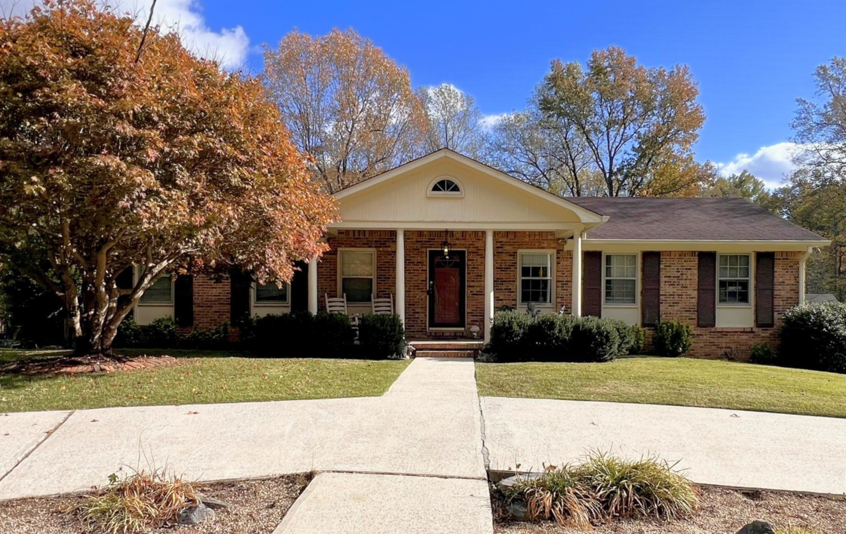 1343 Whiteaker Springs Road Cookeville, TN 38506 - Photo 2 of 48 front view of a house with a yard
