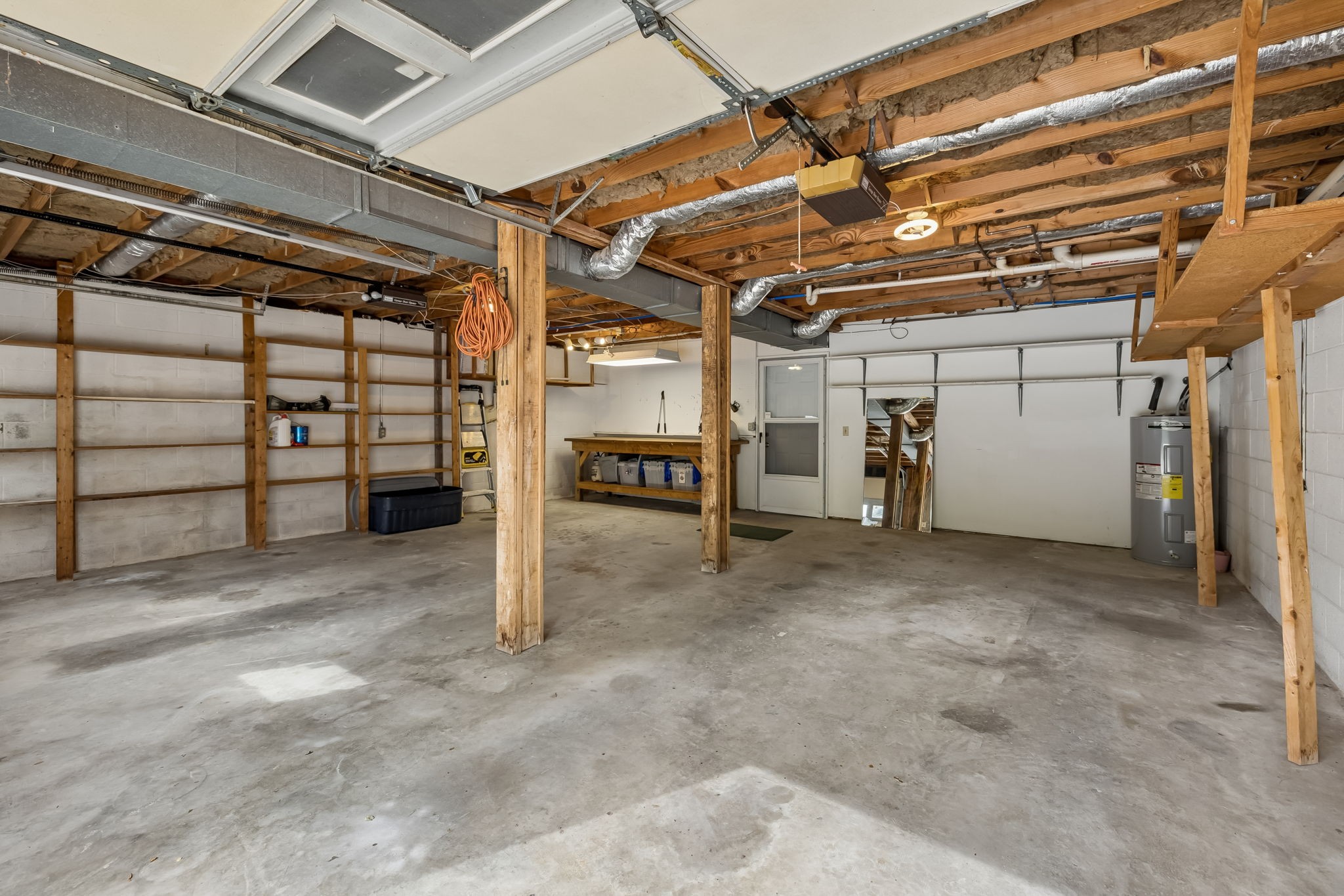 1343 Whiteaker Springs Road Cookeville, TN 38506 - Photo 38 of 48 a view of garage