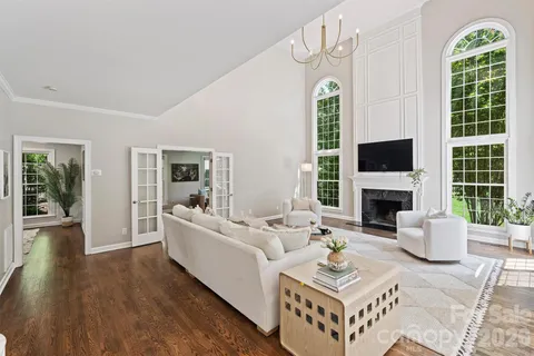 $1,190,000 | 5319 Piper Glen Drive, Charlotte, NC 28277