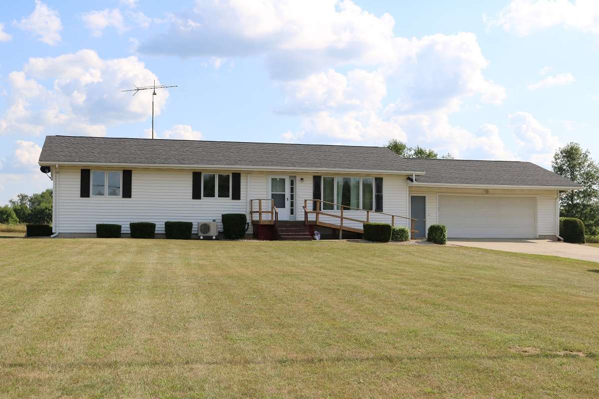 10697 West Monroe Road Elwell, MI 48832 - Photo 1 of 42 1865734.JPG