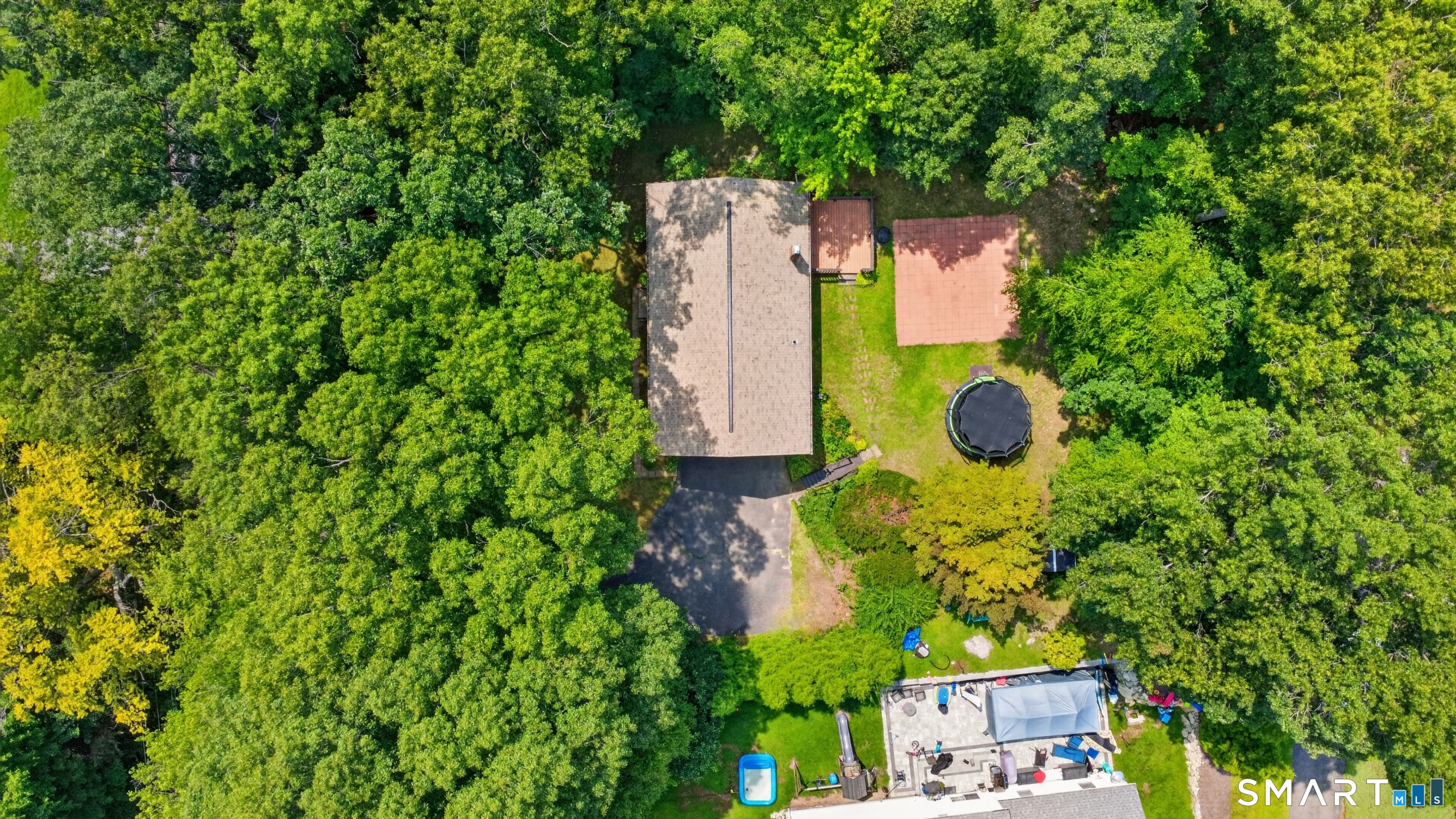 102 Colony Road Seymour, CT 06483 - Photo 4 of 39 Gallery Image 4