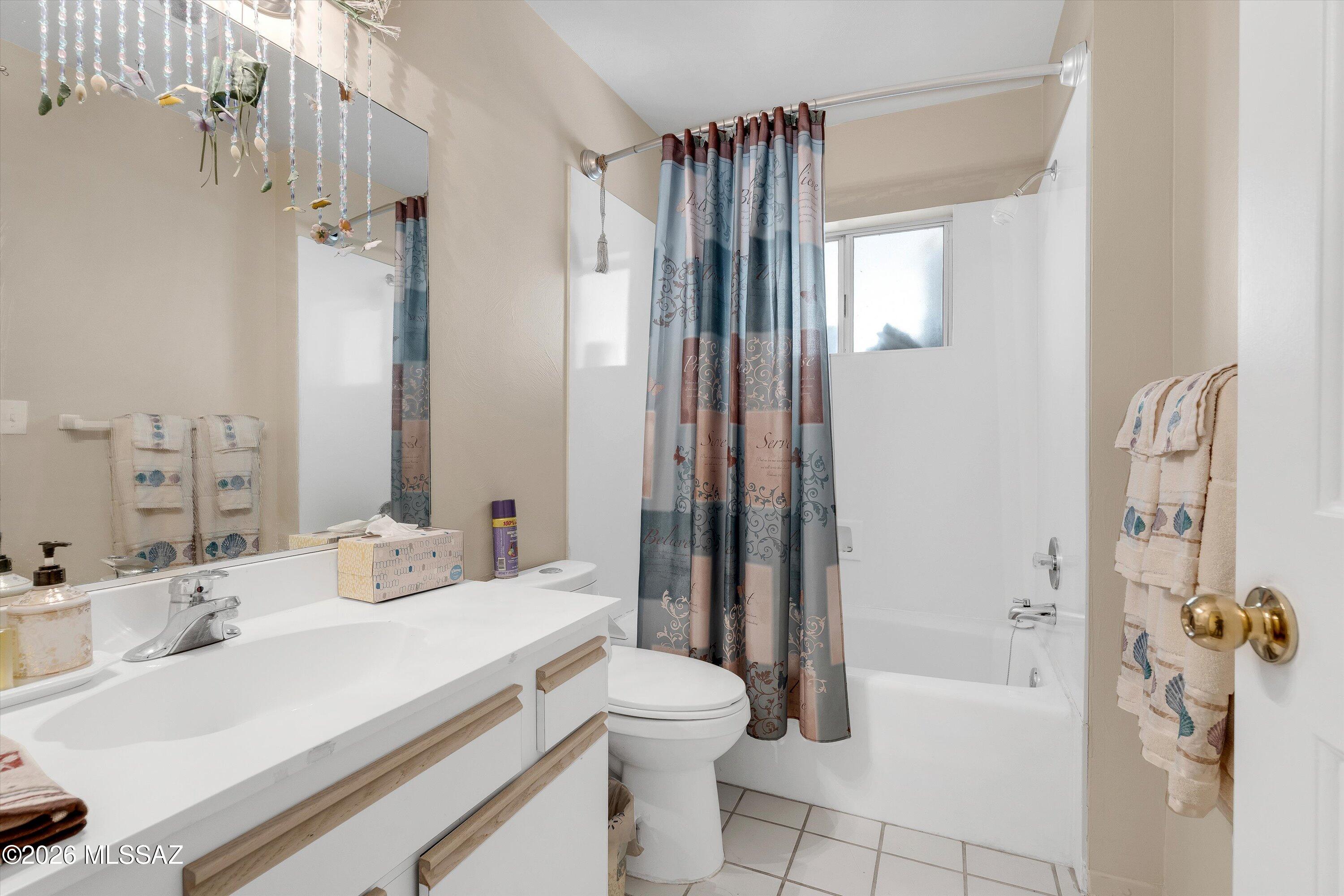 5200 North Tortolita Road Tucson, AZ 85745 - Photo 28 of 45 31-Bathroom