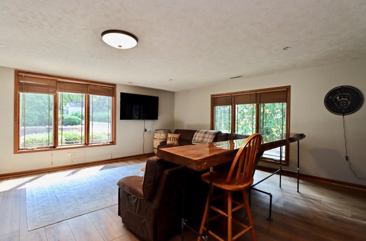 2870 South Riverside Drive Beloit, WI 53511 - Photo 25 of 32 a dining room with furniture and window