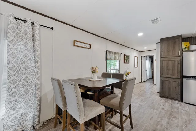 $1,400 | 863 Road 5252 Cleveland Tx 77327, Cleveland, TX 77327