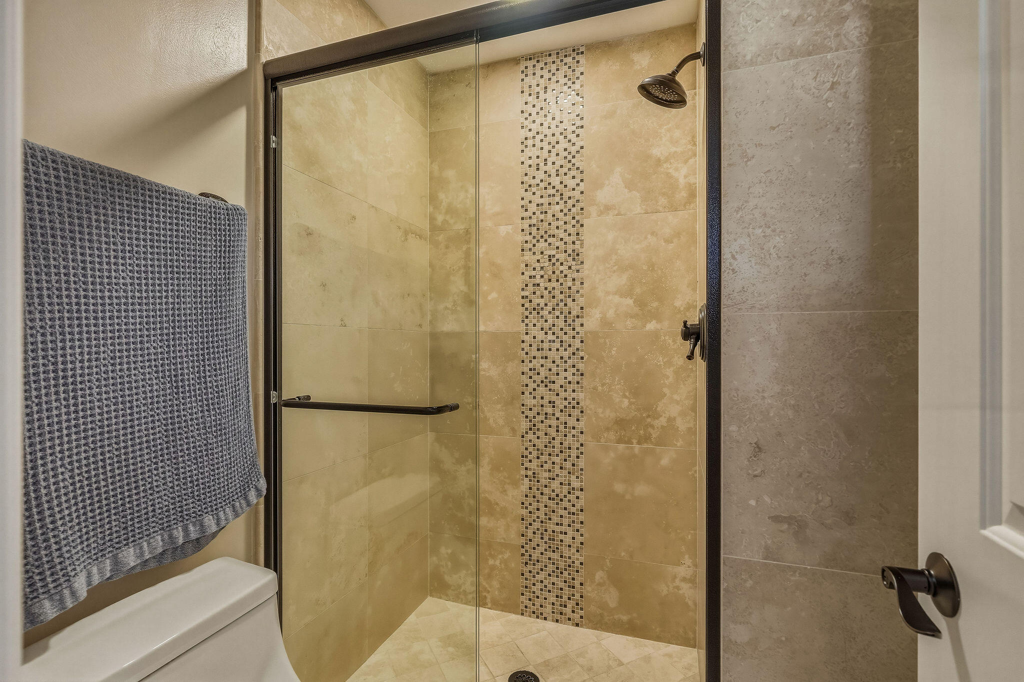 6025 Arroyo Road, Unit 8 Palm Springs, CA 92264 - Photo 33 of 50 Primary Bathroom